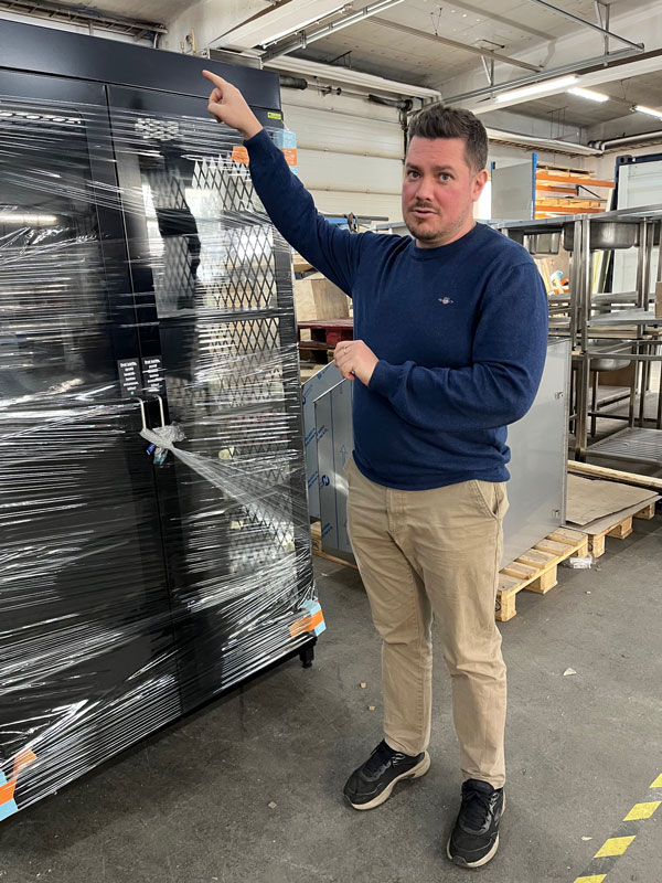 Kylmäteräs Tomi Vinni